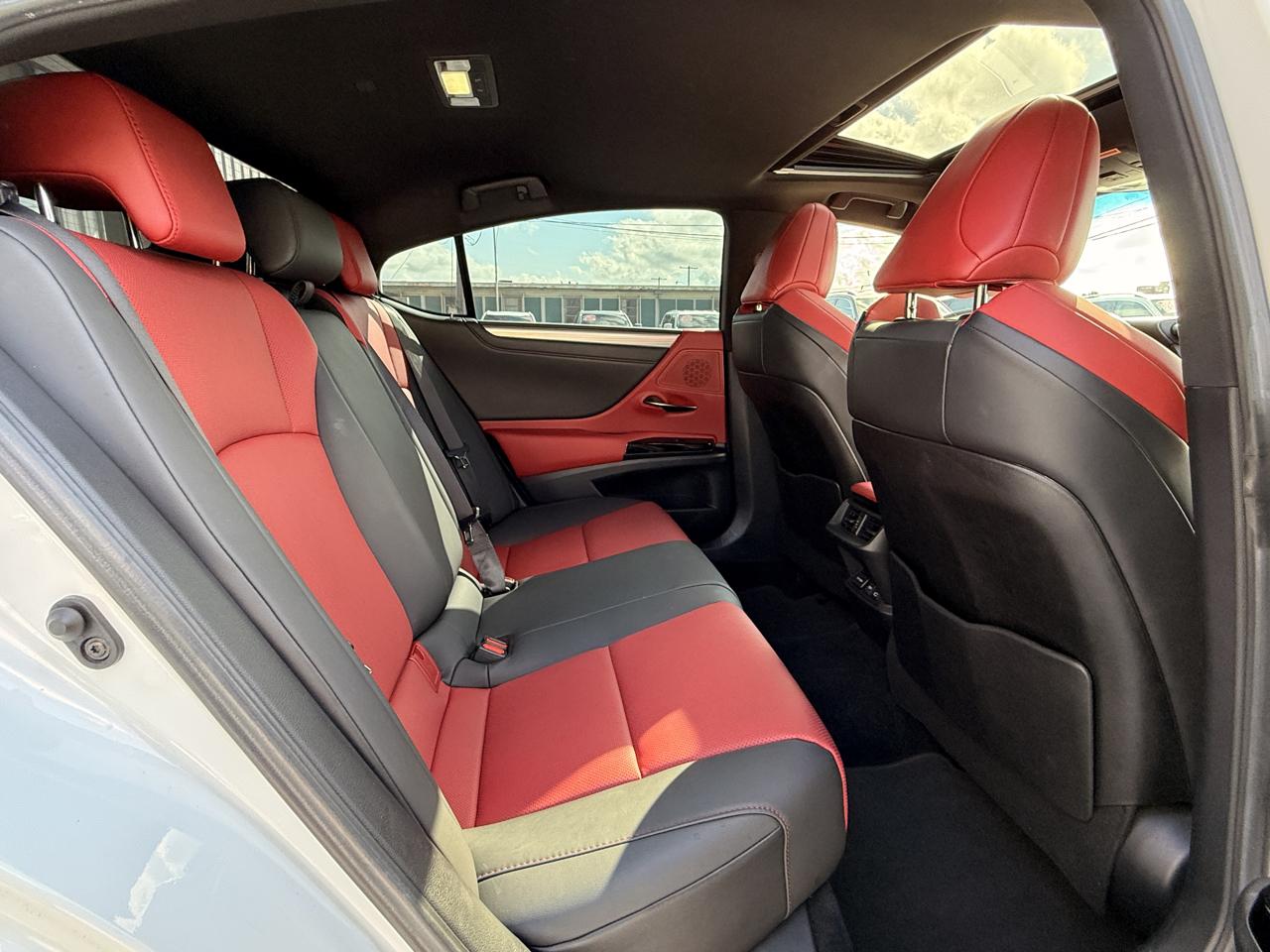 Lexus ES 350 F SPORT 2023