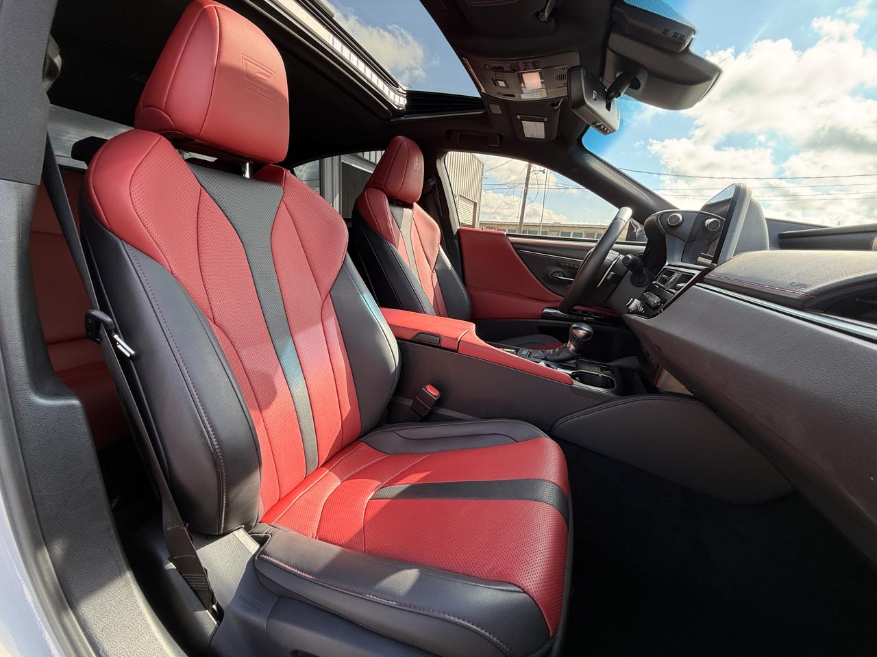 Lexus ES 350 F SPORT 2023