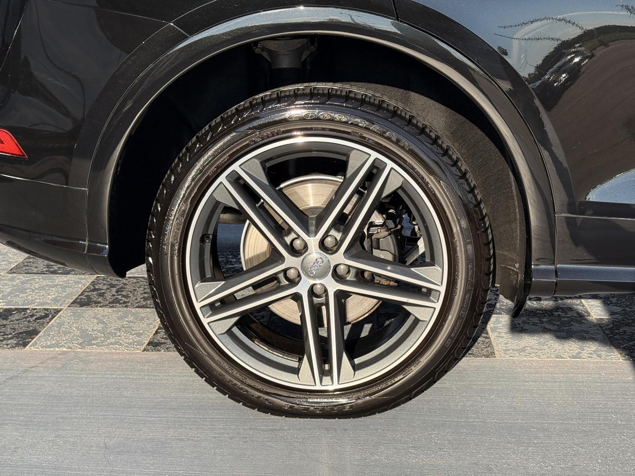 Audi SQ5 3.0T Premium Plus quattro 2018