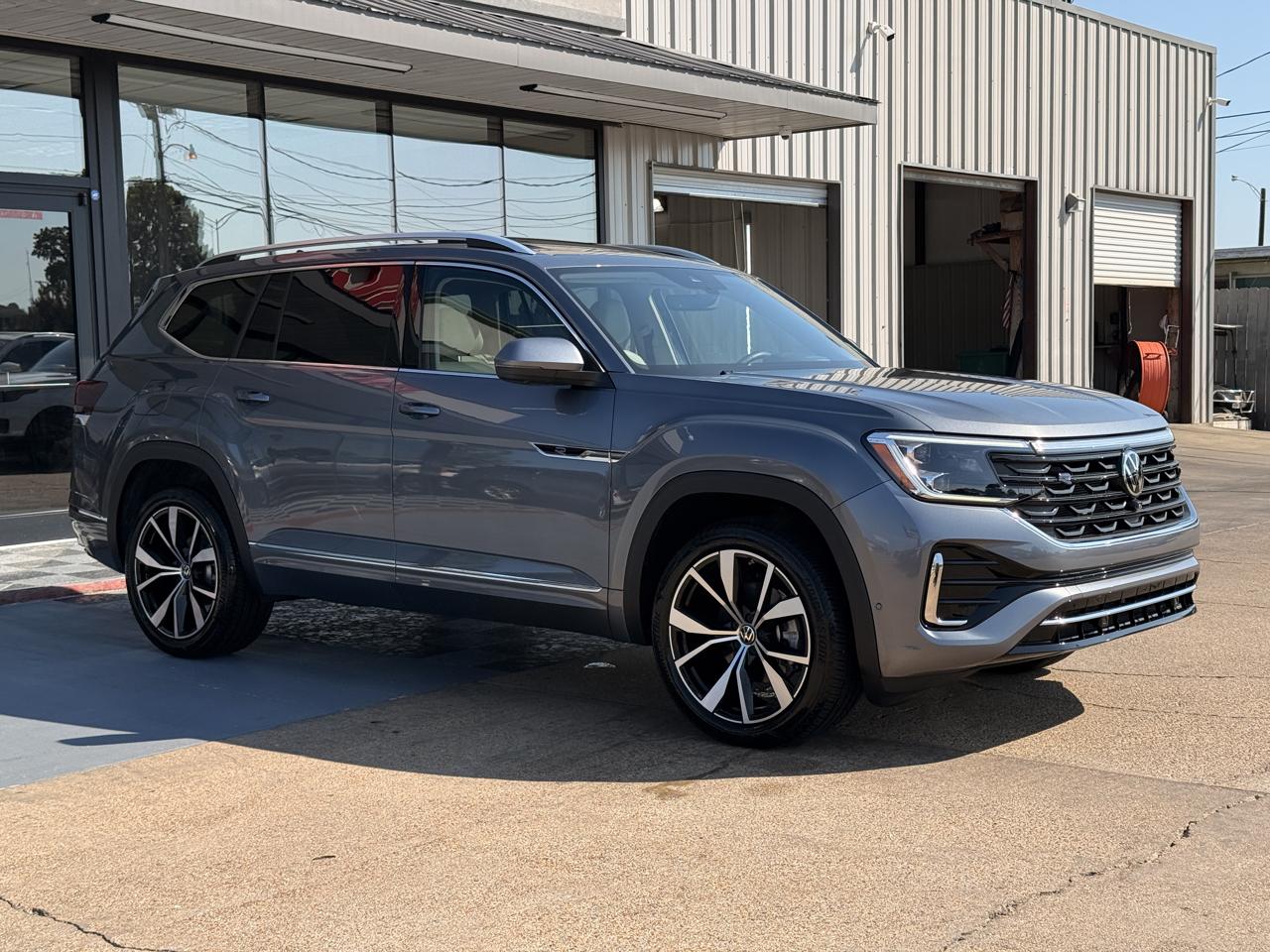 Volkswagen Atlas SEL Premium R-Line 4MOTION 2025