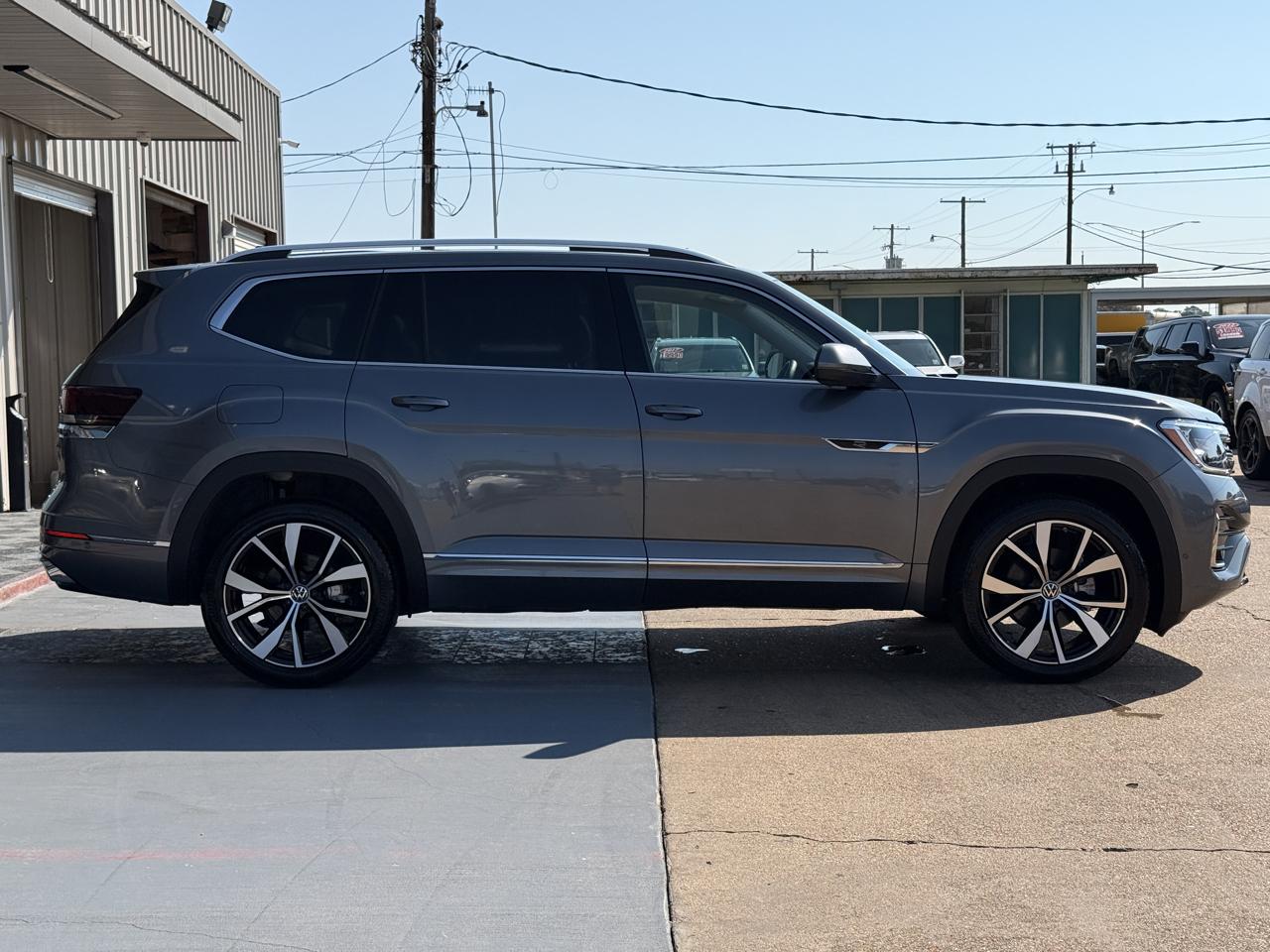Volkswagen Atlas SEL Premium R-Line 4MOTION 2025
