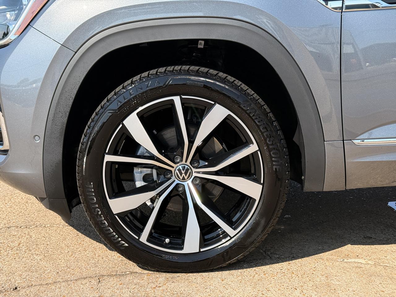 Volkswagen Atlas SEL Premium R-Line 4MOTION 2025