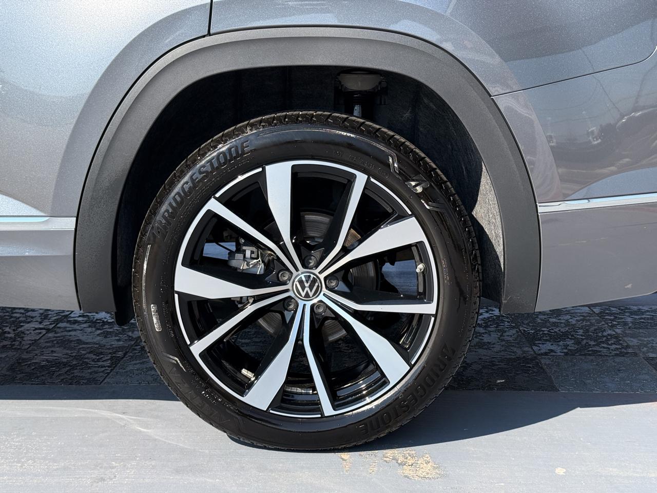 Volkswagen Atlas SEL Premium R-Line 4MOTION 2025