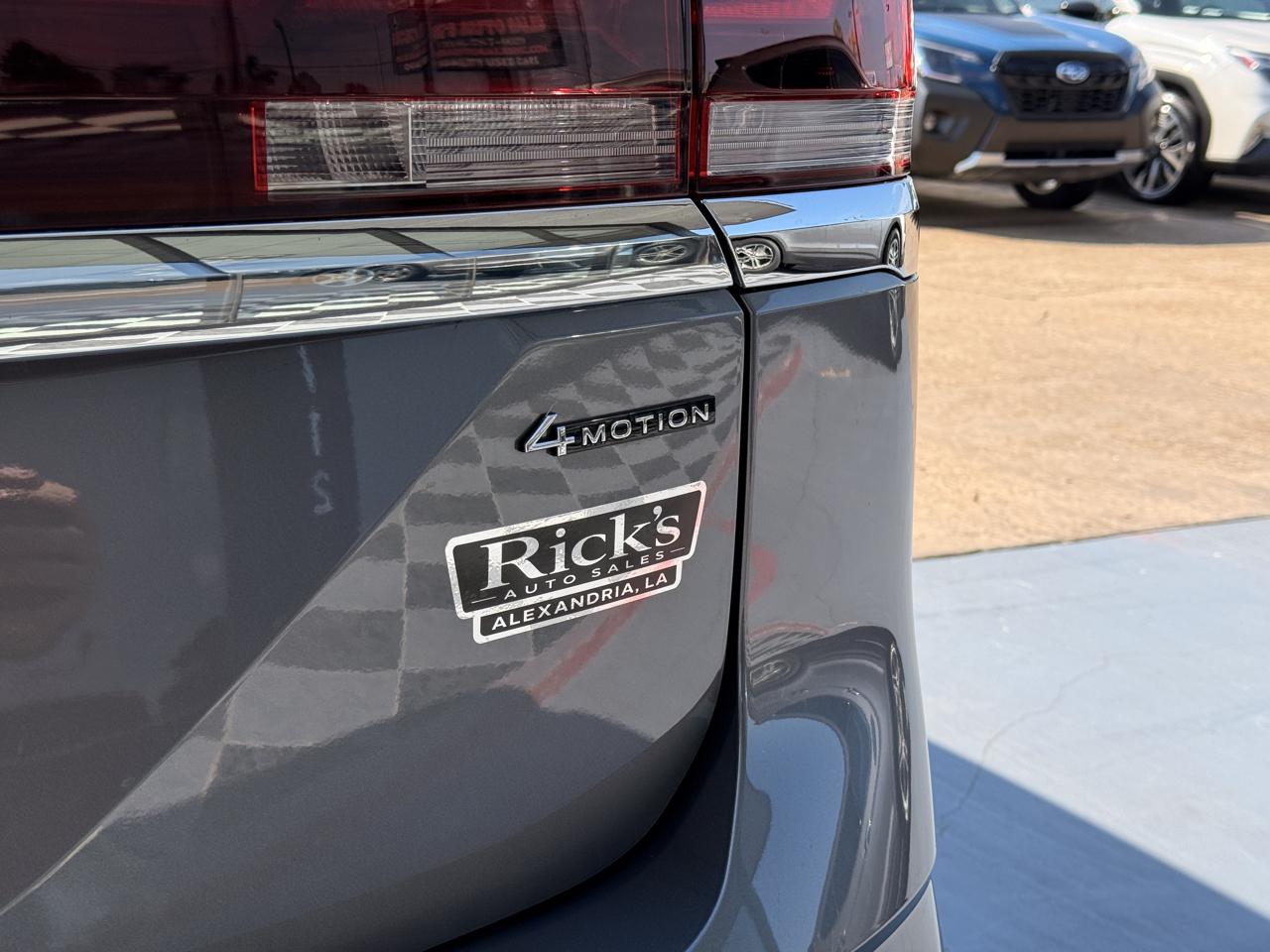 Volkswagen Atlas SEL Premium R-Line 4MOTION 2025