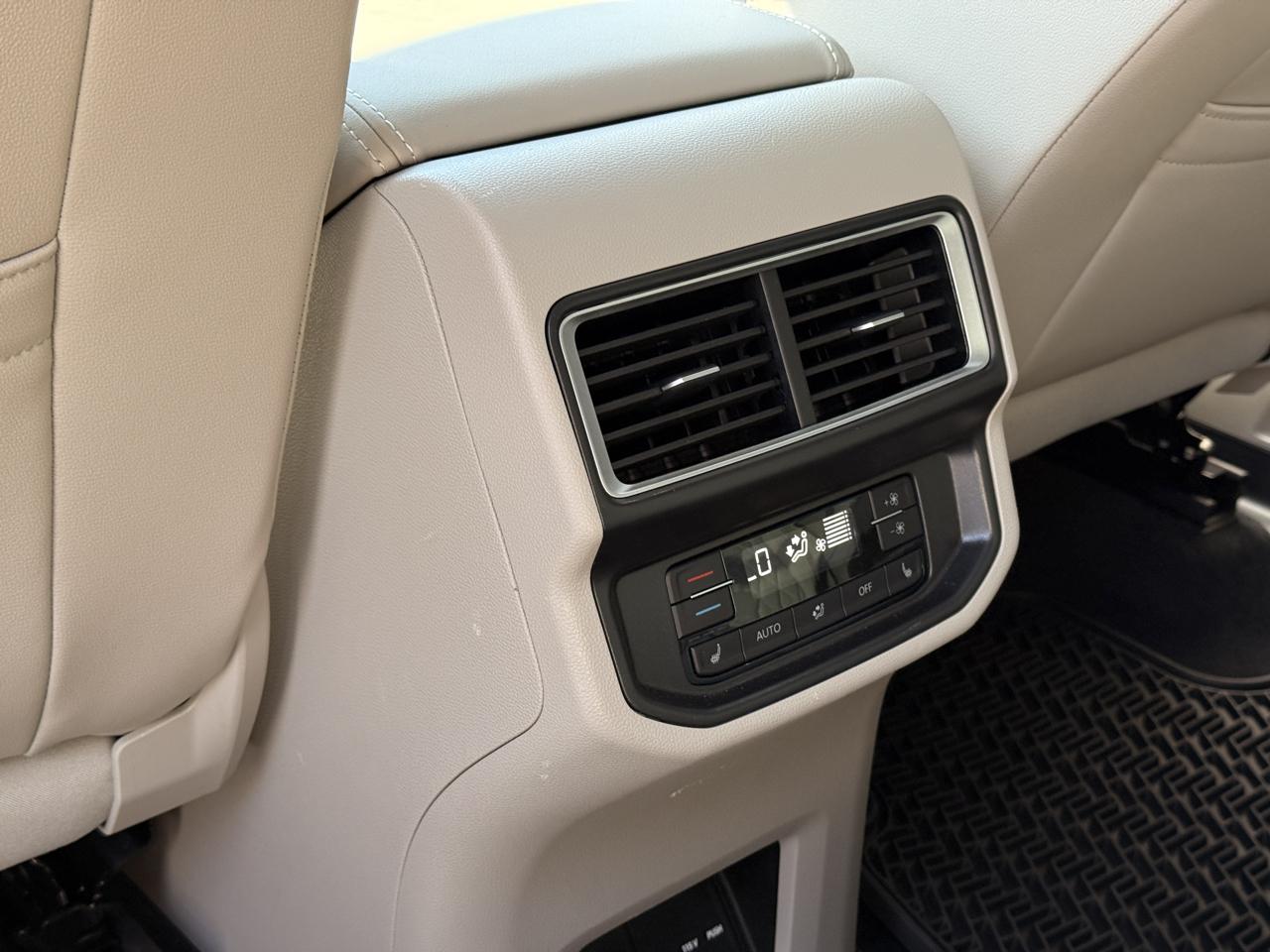 Volkswagen Atlas SEL Premium R-Line 4MOTION 2025