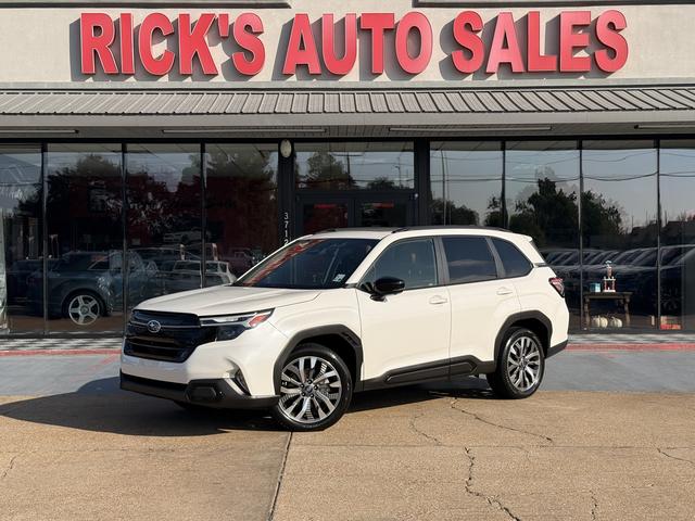 White 2025 Subaru Forester SUV / Crossover All-Wheel Drive Automatic