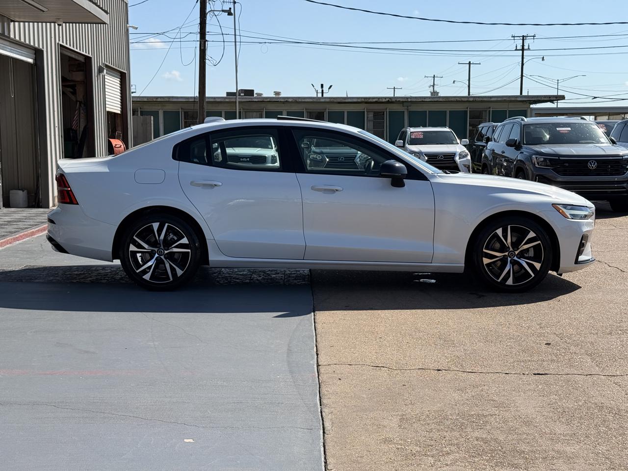 Volvo S60 B5 Core Dark 2024
