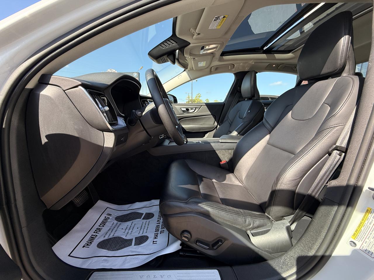 Volvo S60 B5 Core Dark 2024