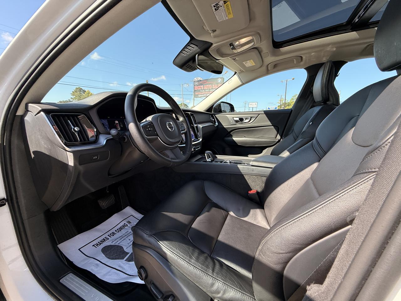 Volvo S60 B5 Core Dark 2024