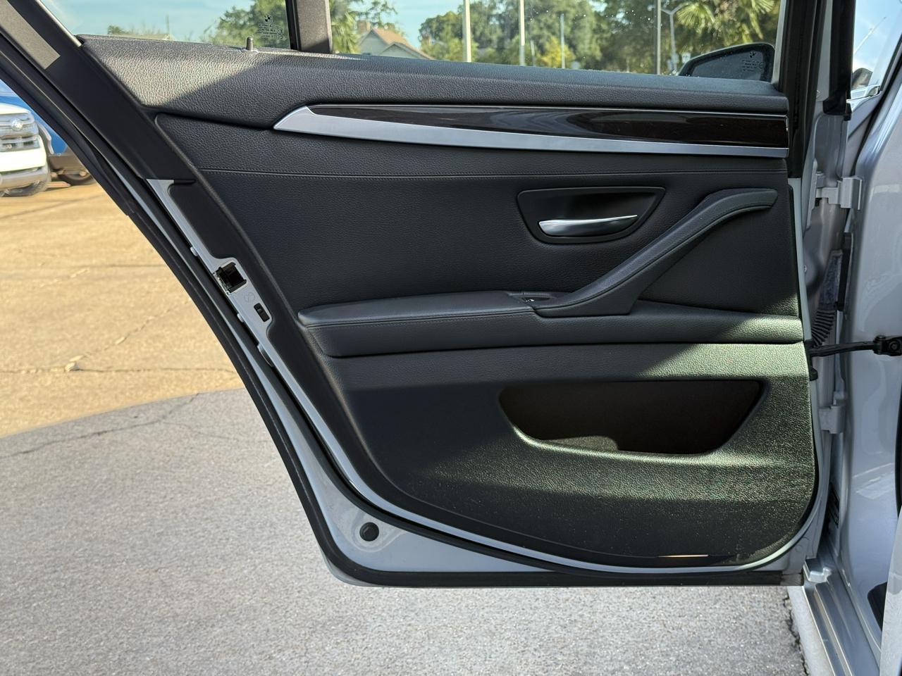 BMW 5-Series 535i 2014