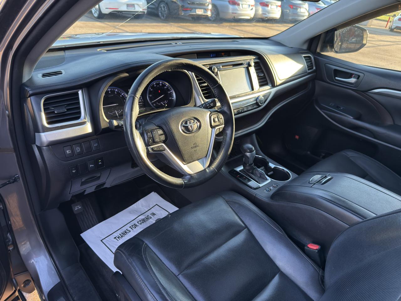Toyota Highlander Limited Platinum FWD V6 2017