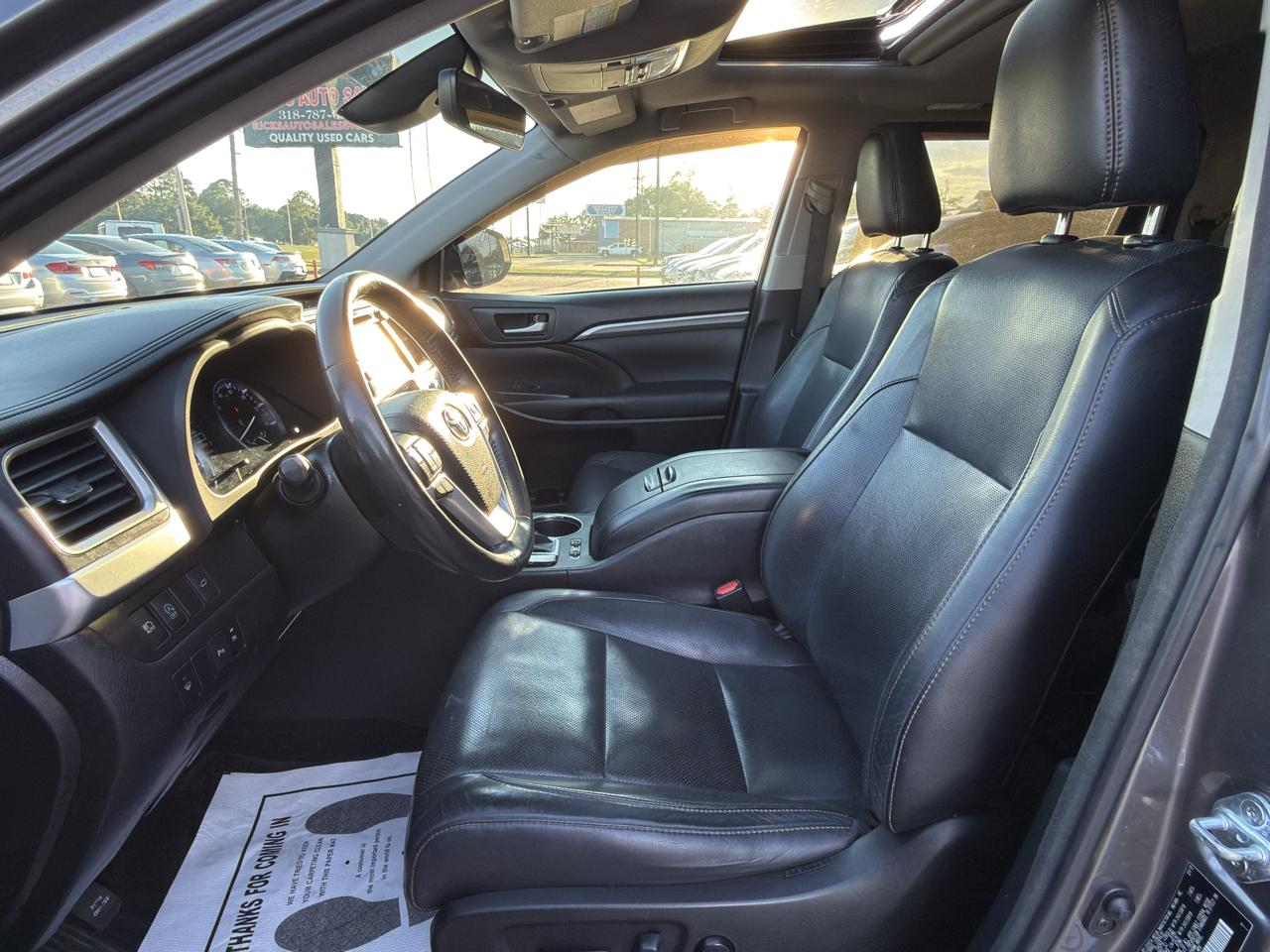 Toyota Highlander Limited Platinum FWD V6 2017