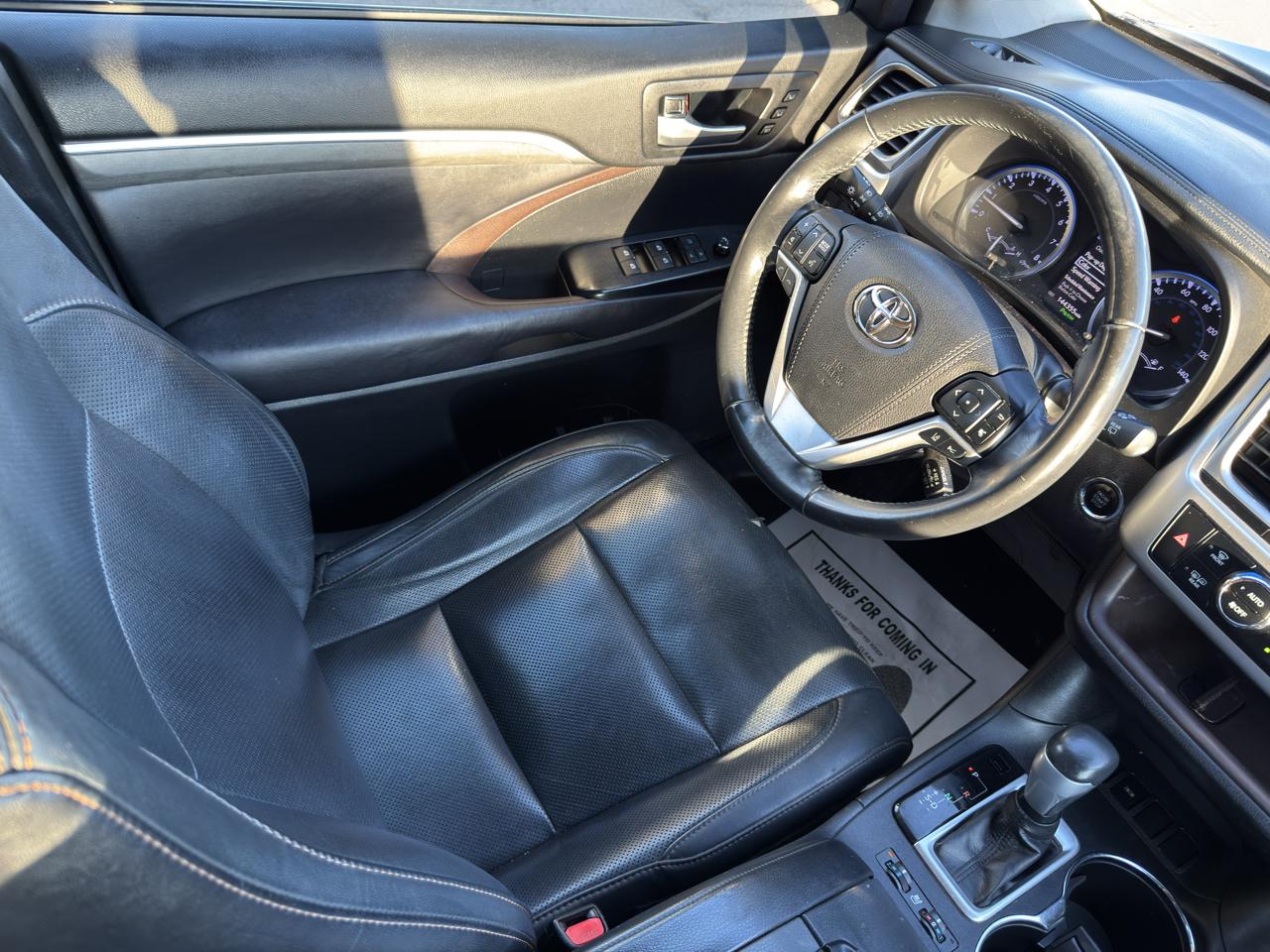 Toyota Highlander Limited Platinum FWD V6 2017