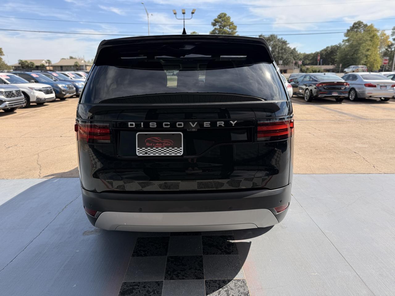 Land Rover Discovery S 2024