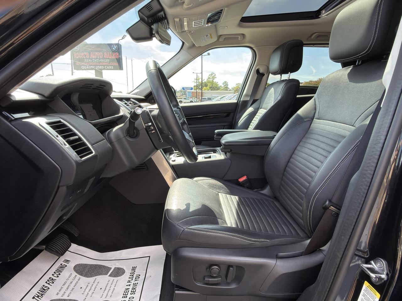 Land Rover Discovery S 2024