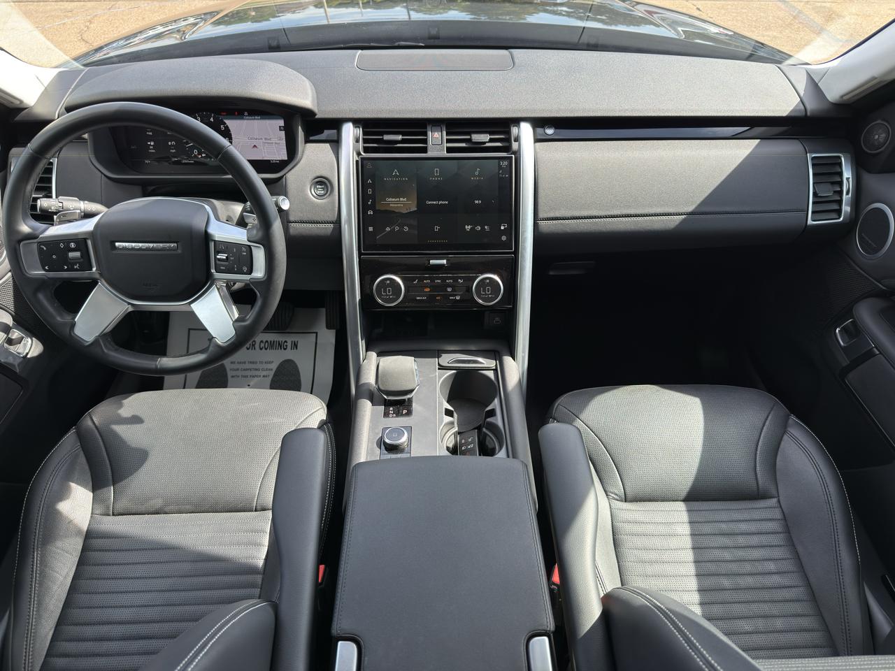 Land Rover Discovery S 2024