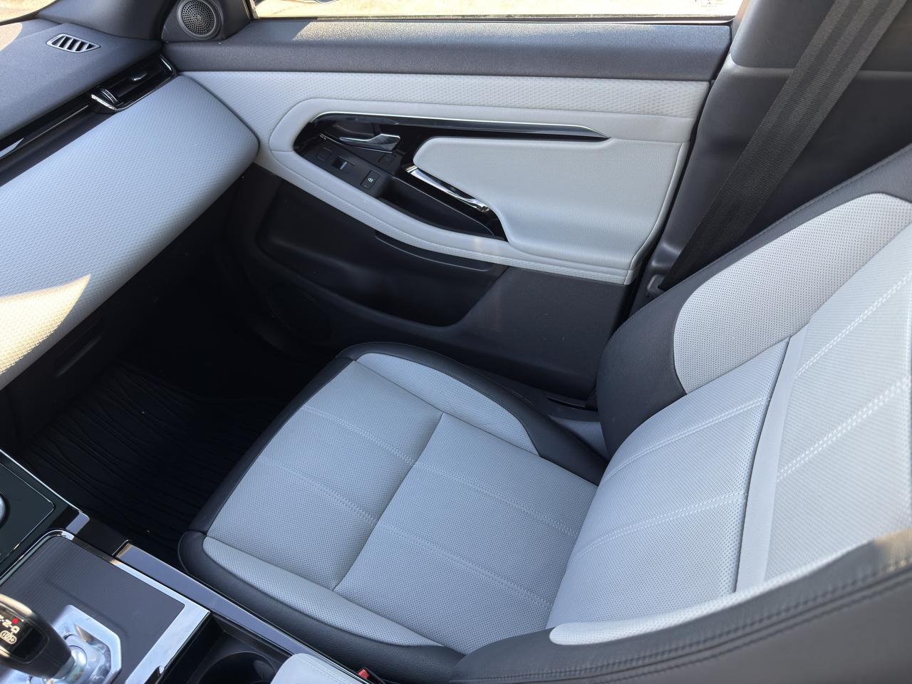 Land Rover Range Rover Evoque R-Dynamic S 2022