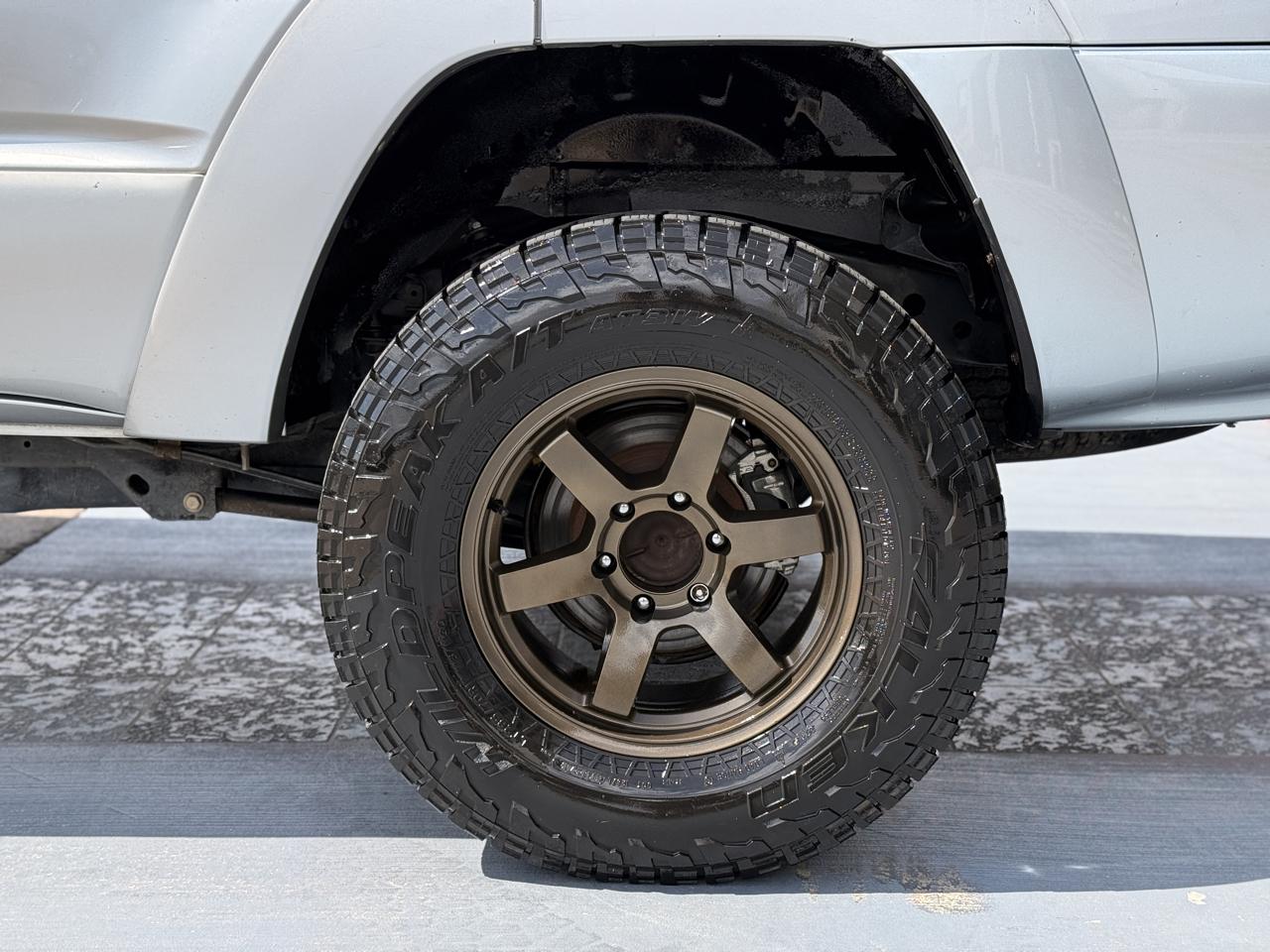 Toyota 4Runner Limited 2WD 2004