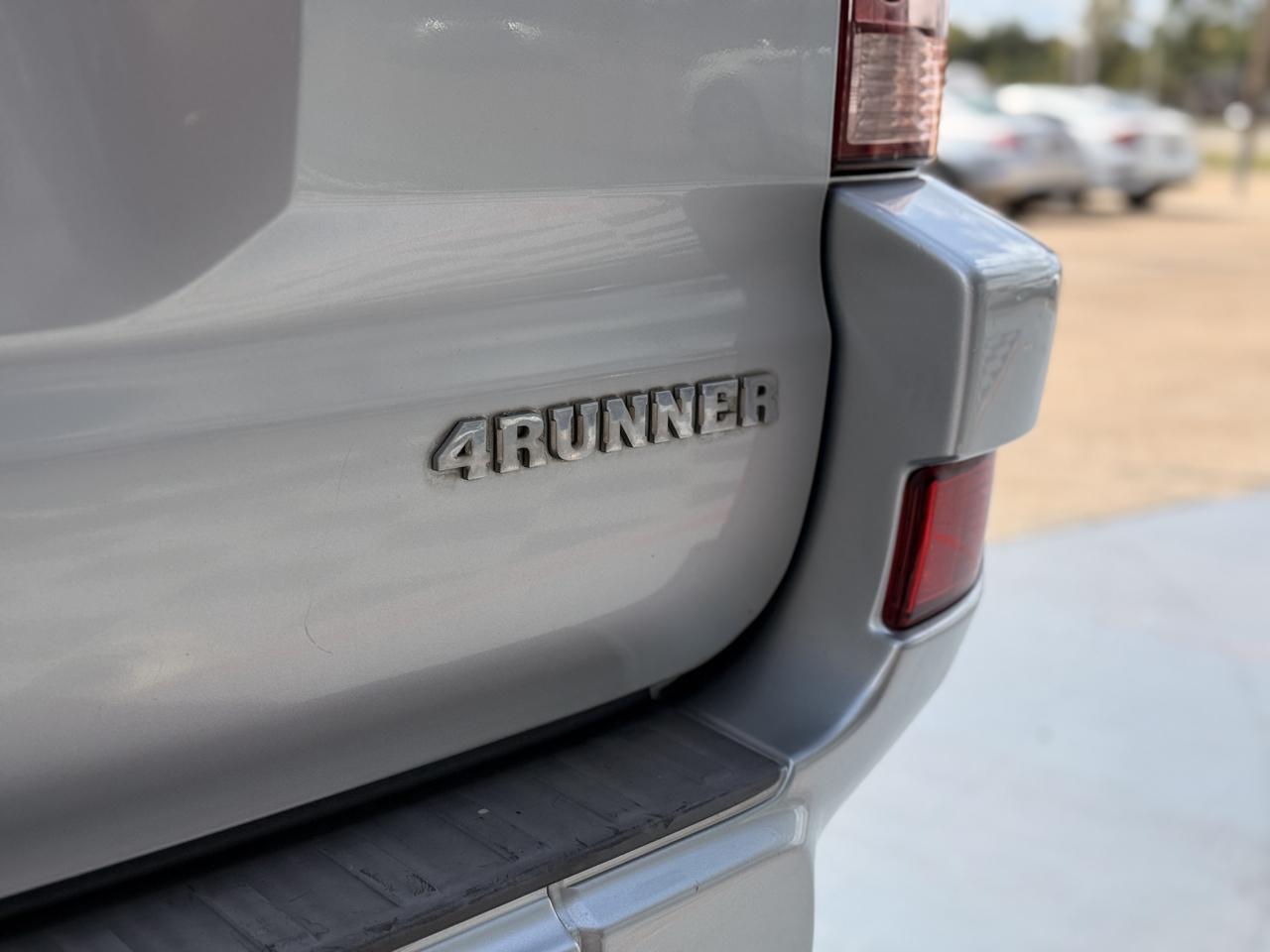 Toyota 4Runner Limited 2WD 2004
