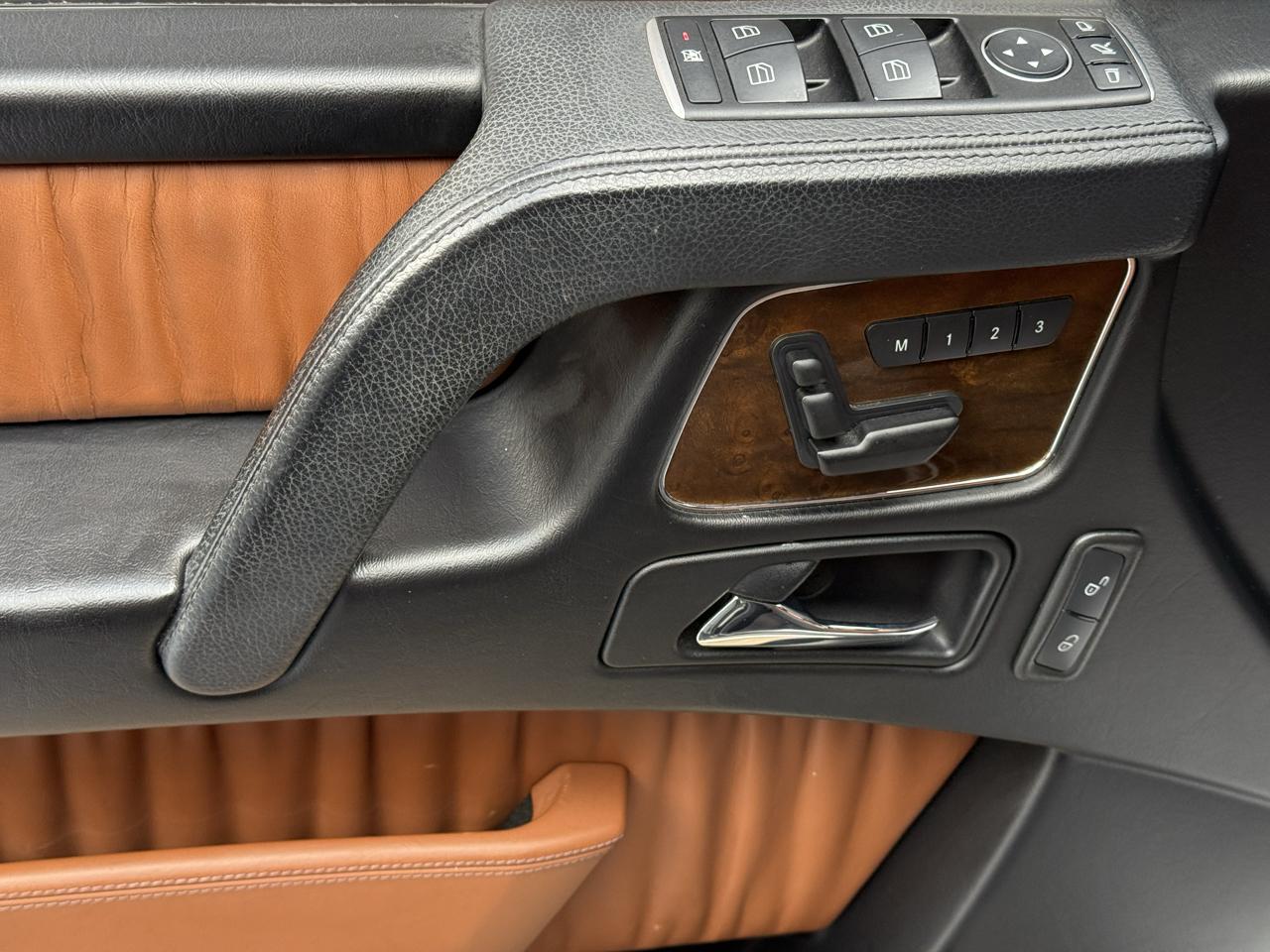 Mercedes-Benz G-Class photo 21
