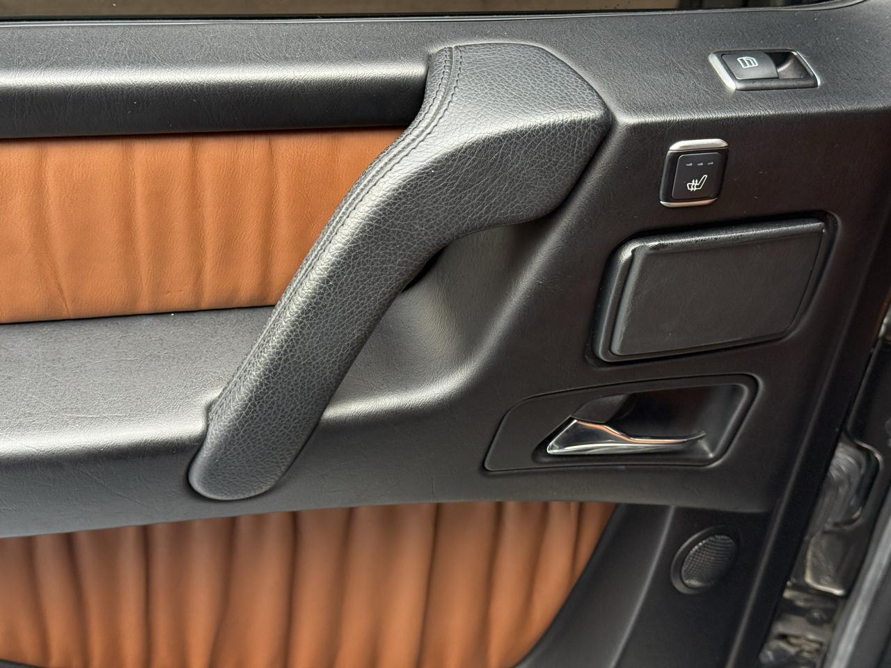Mercedes-Benz G-Class photo 29