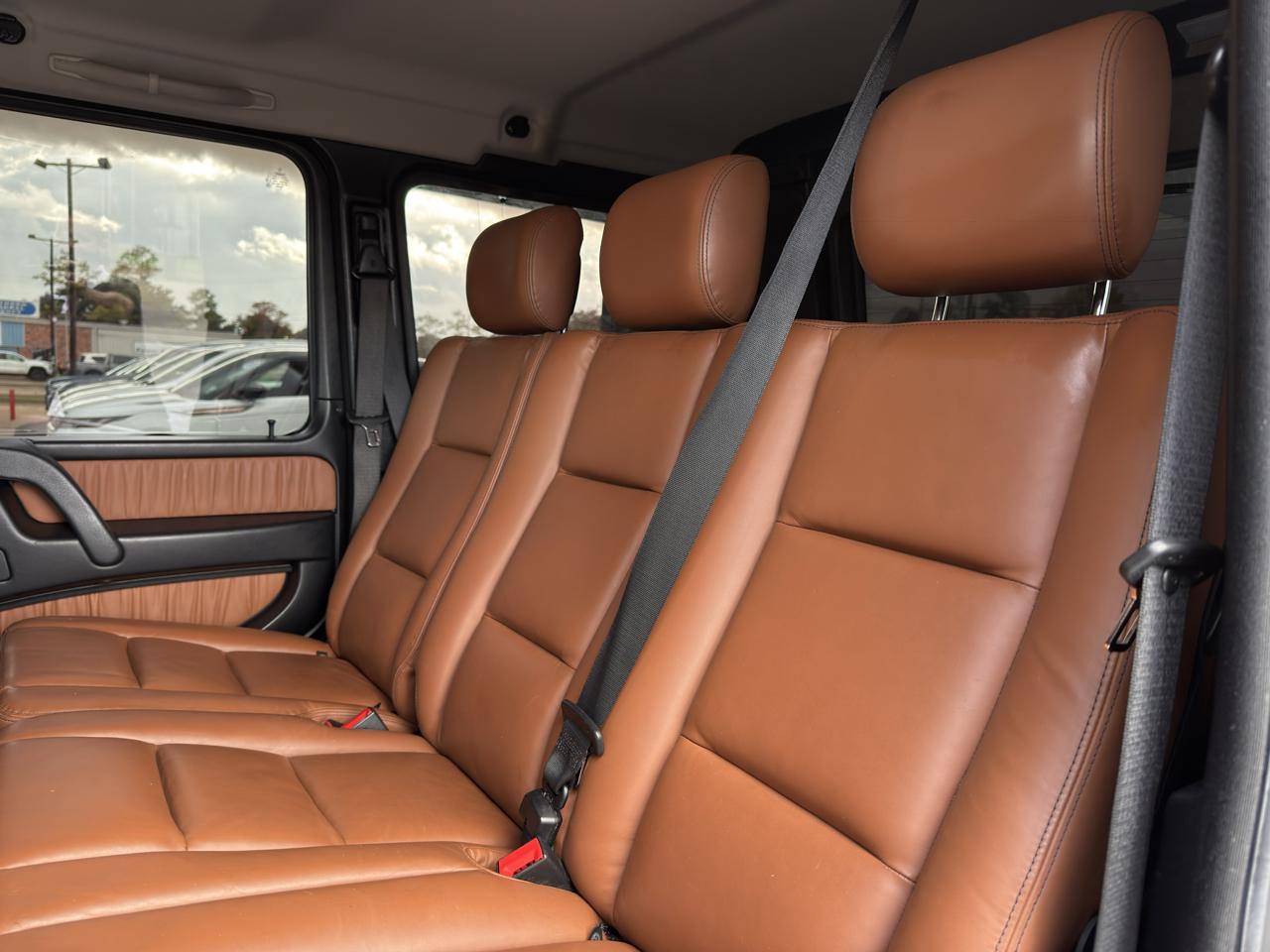 Mercedes-Benz G-Class photo 32
