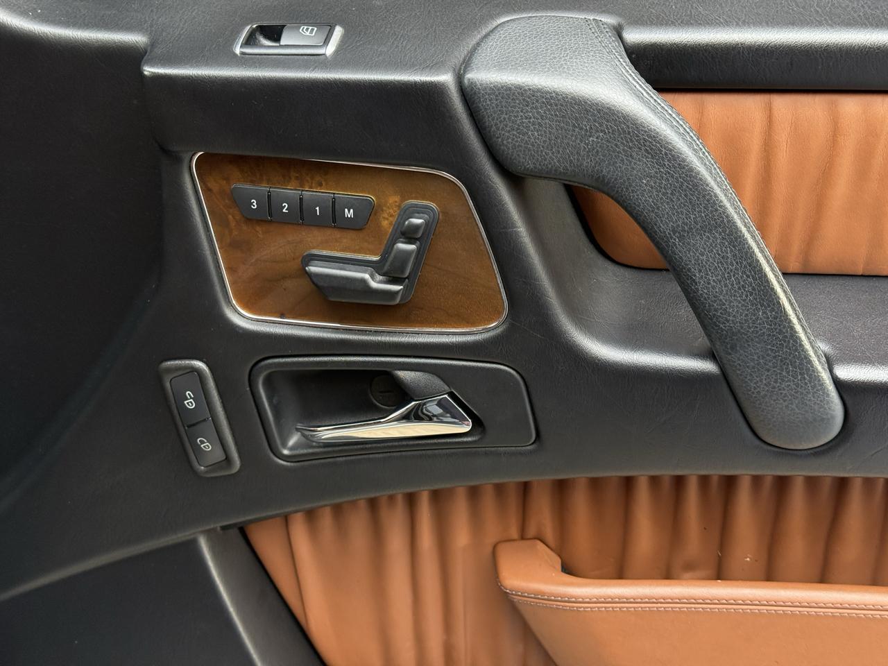 Mercedes-Benz G-Class photo 44