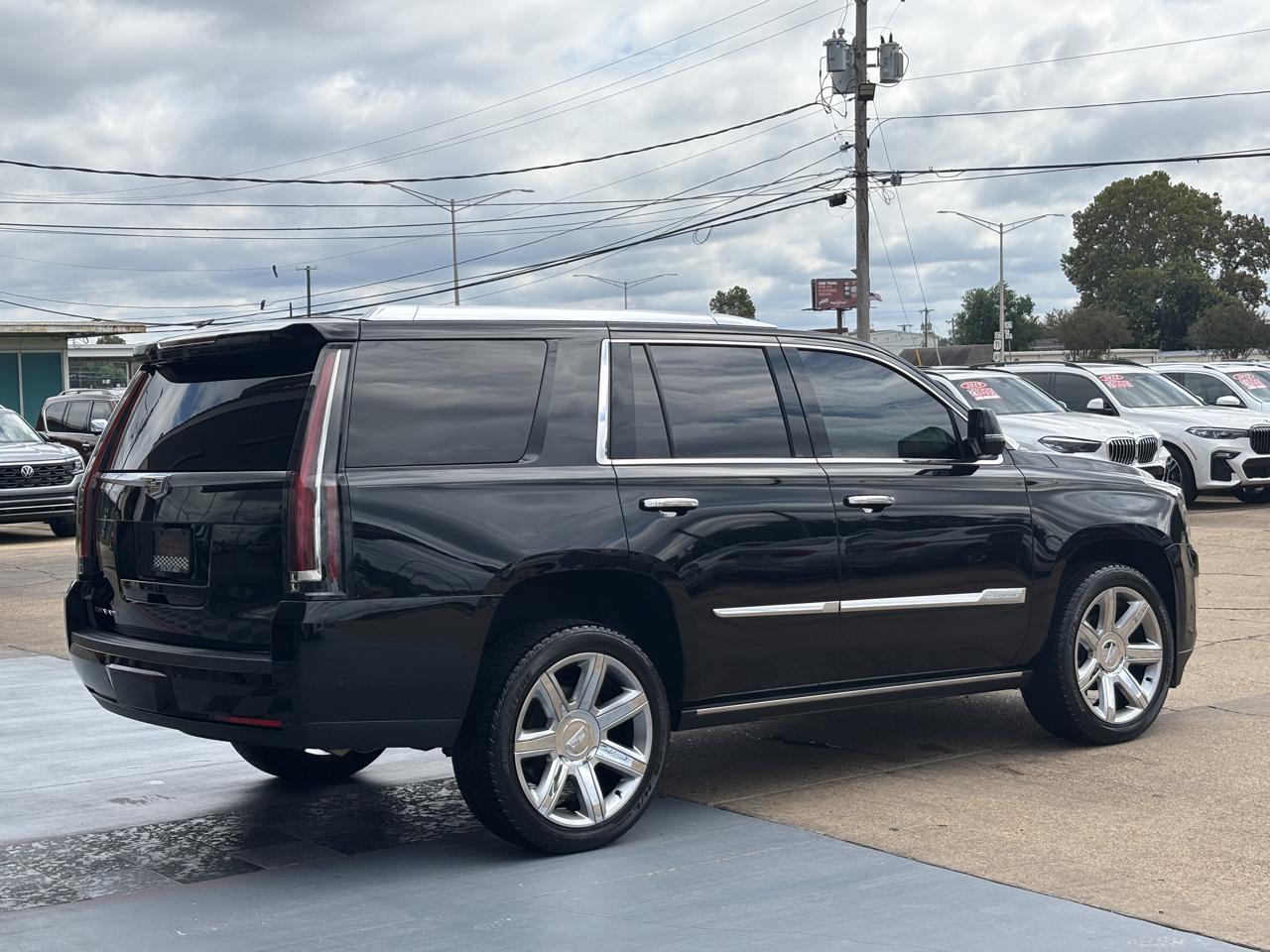 Cadillac Escalade photo 8