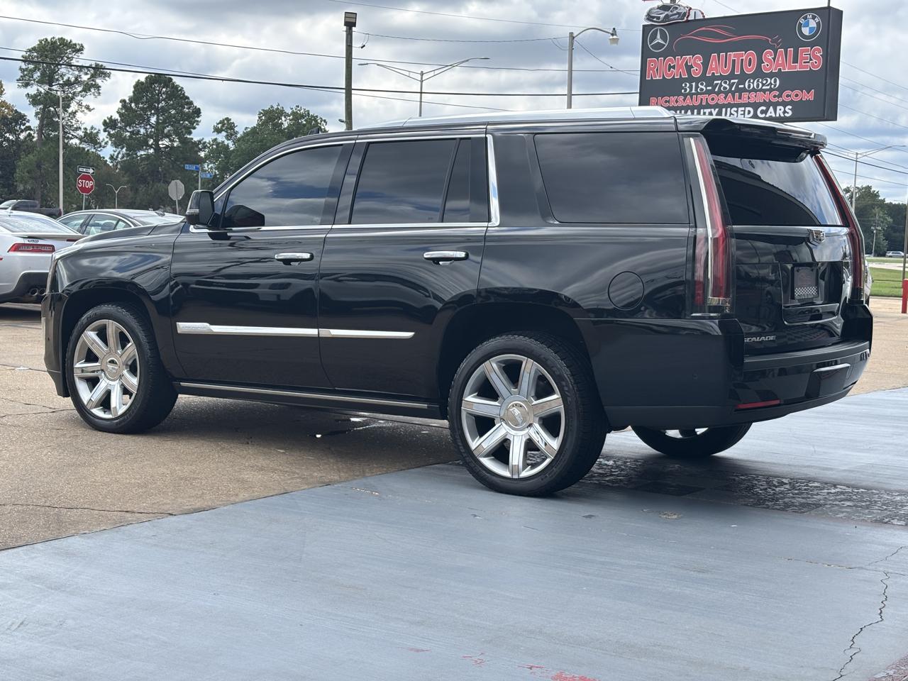 Cadillac Escalade photo 10