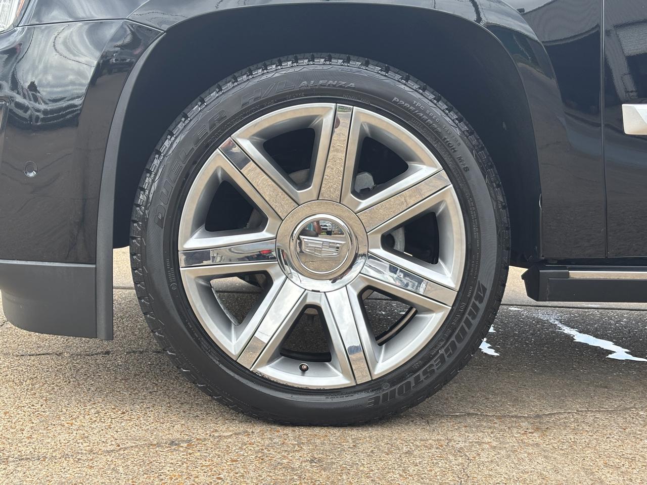 Cadillac Escalade photo 13