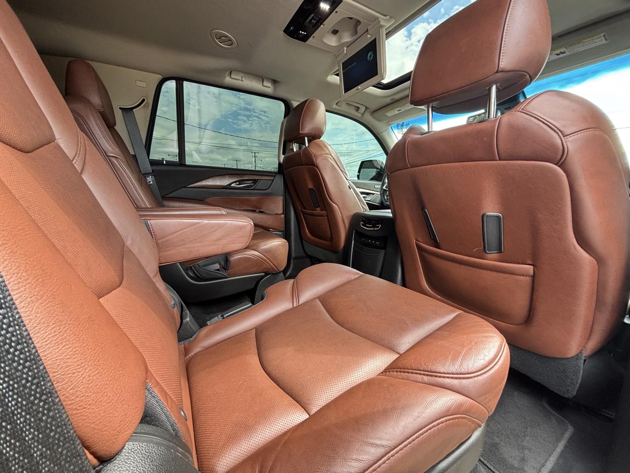 Cadillac Escalade photo 37