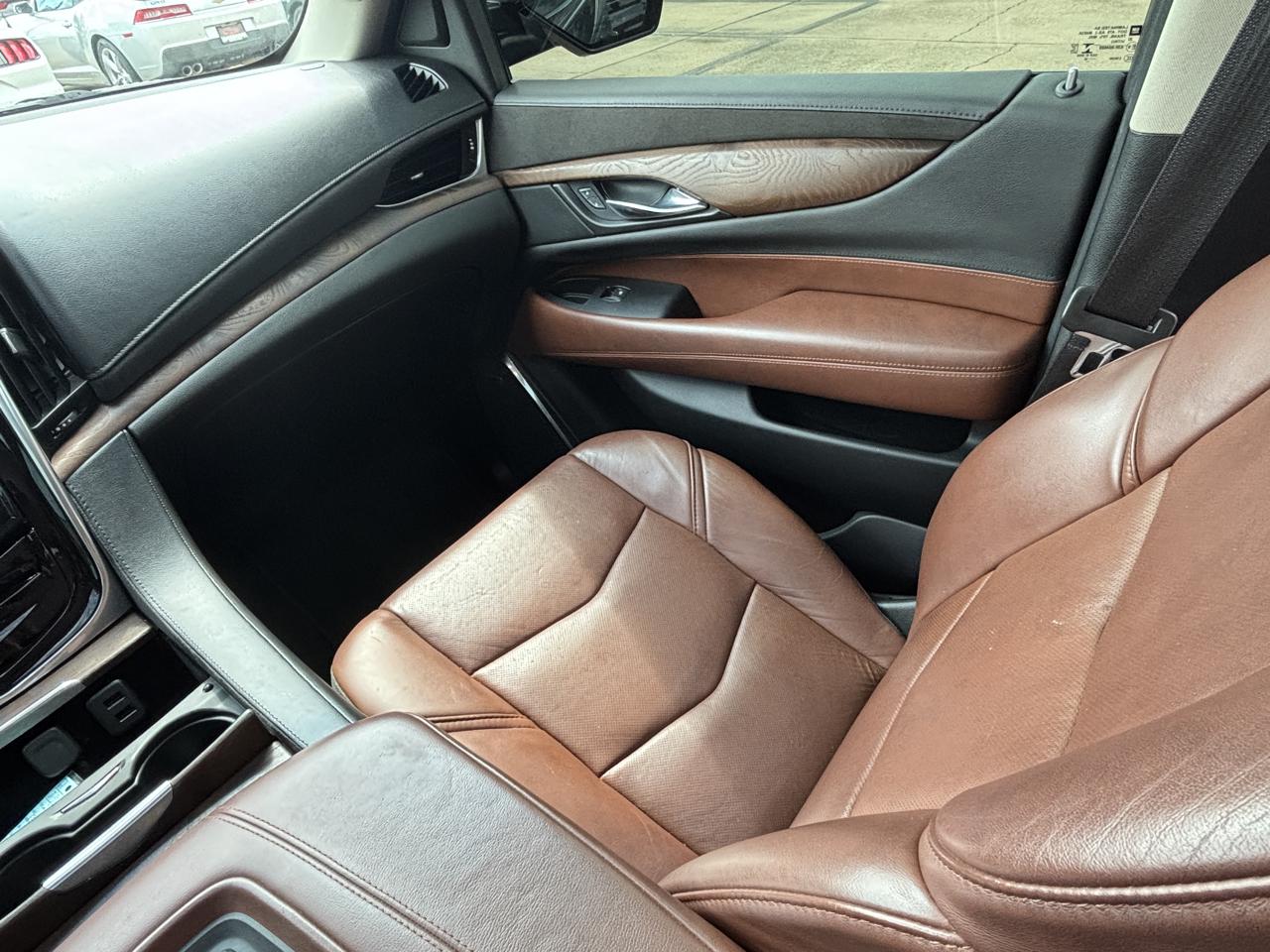 Cadillac Escalade photo 47
