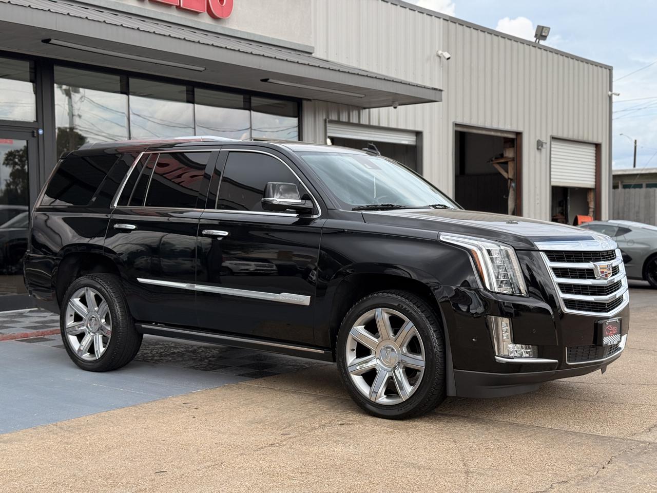 Cadillac Escalade Premium 2WD 2018