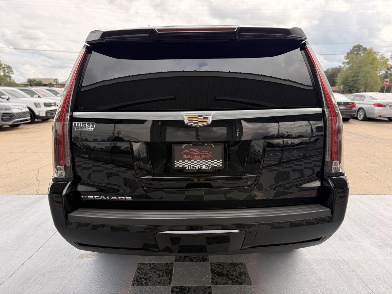 Cadillac Escalade Premium 2WD 2018