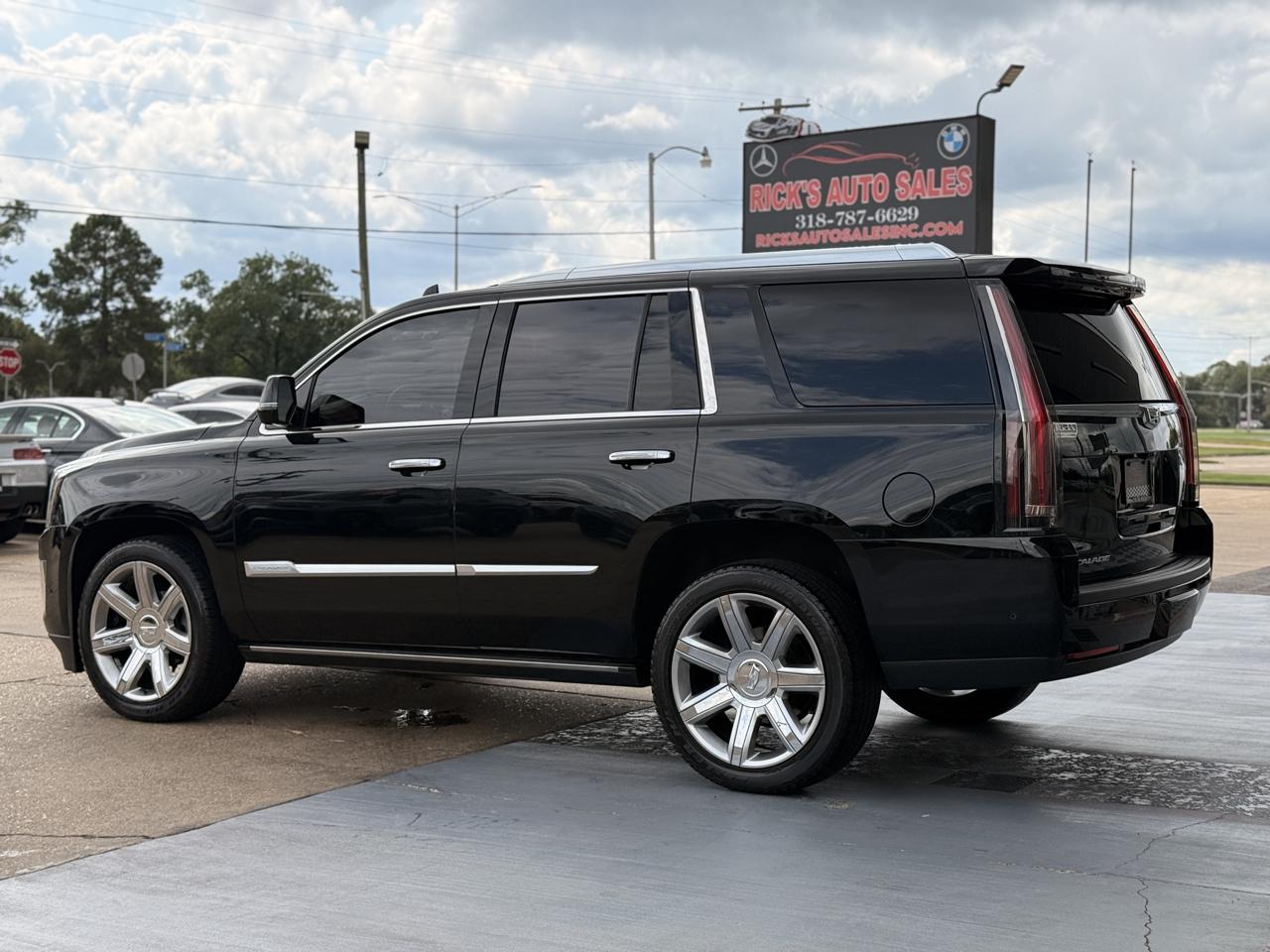 Cadillac Escalade Premium 2WD 2018