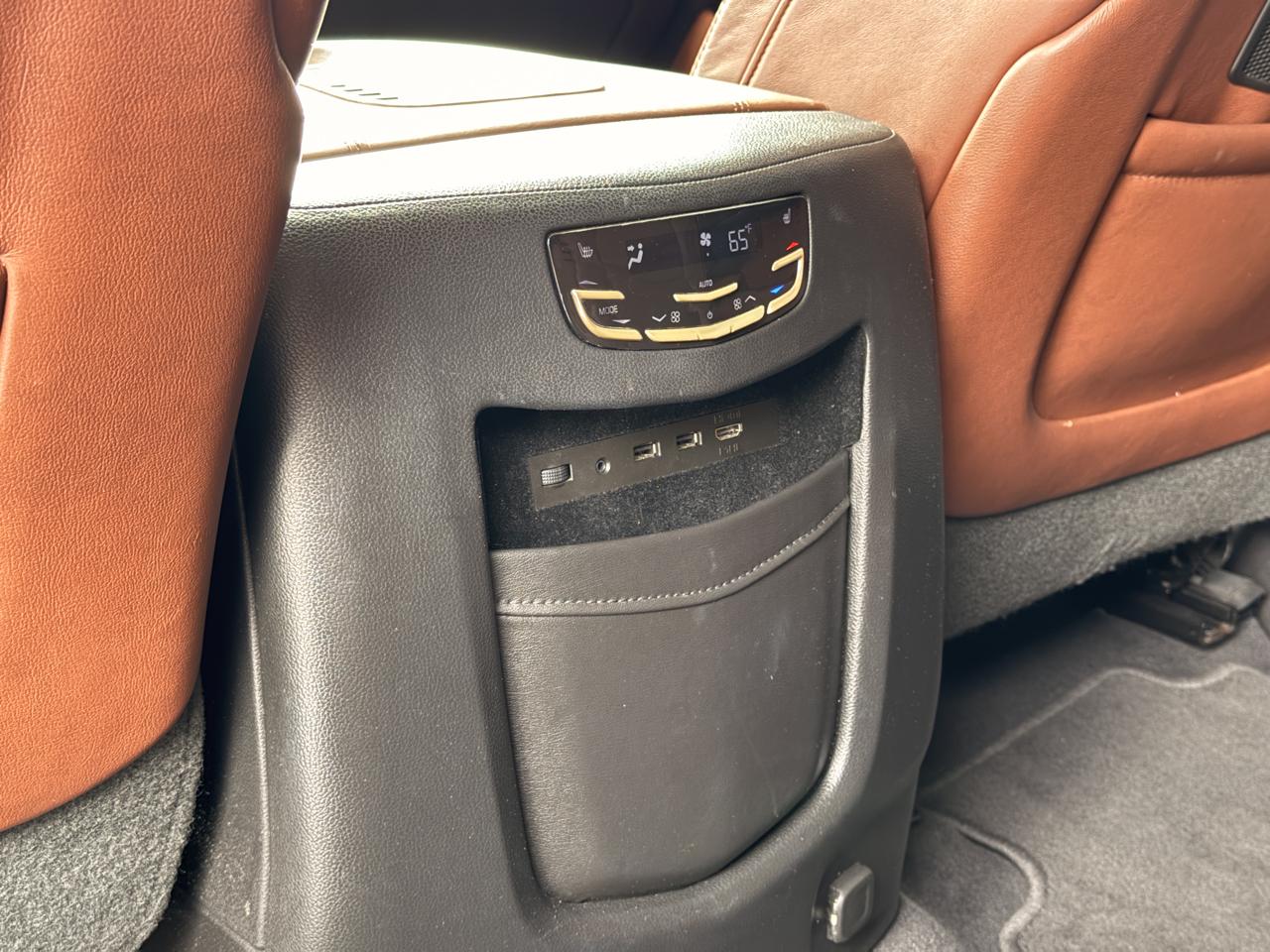 Cadillac Escalade Premium 2WD 2018