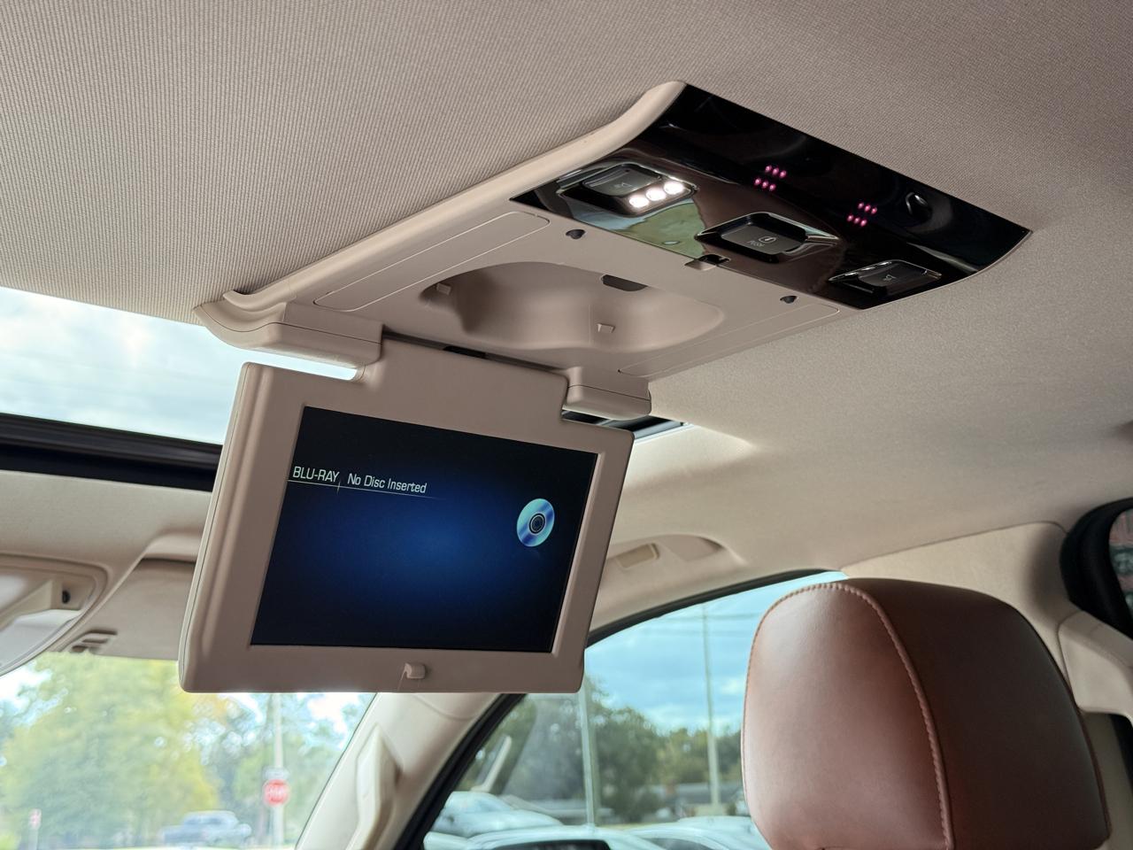 Cadillac Escalade Premium 2WD 2018