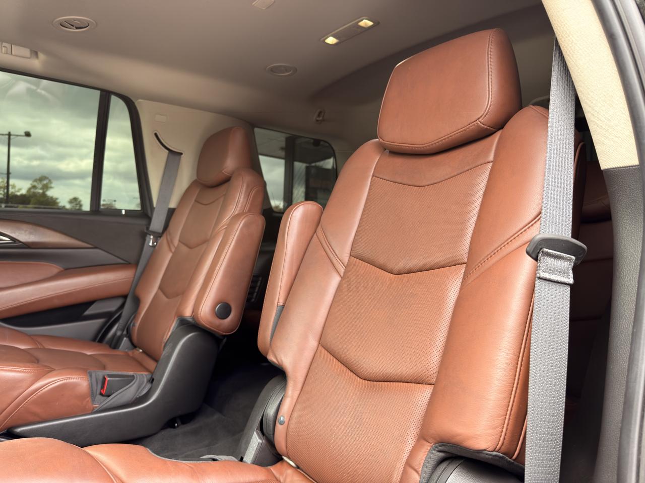 Cadillac Escalade Premium 2WD 2018