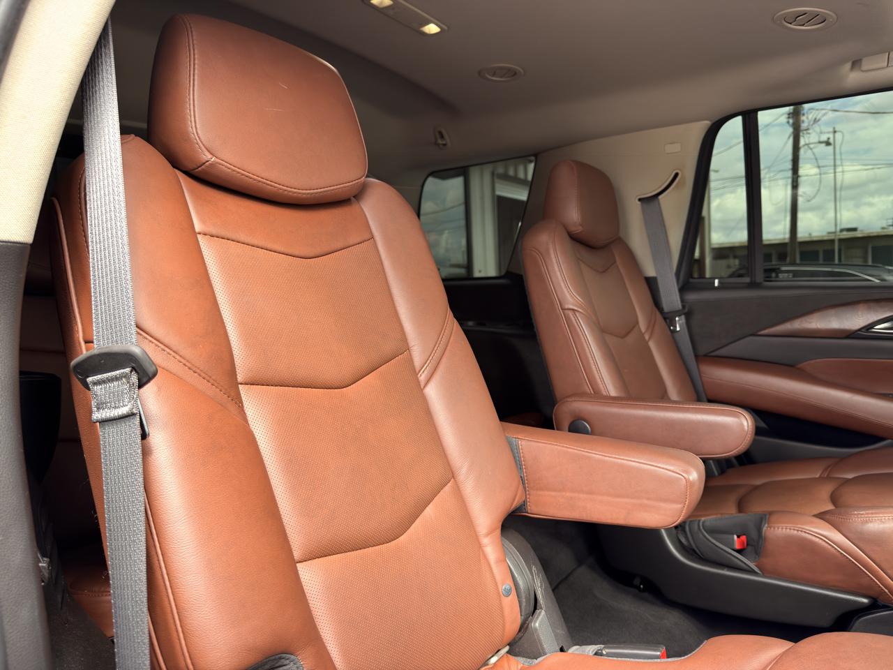 Cadillac Escalade Premium 2WD 2018