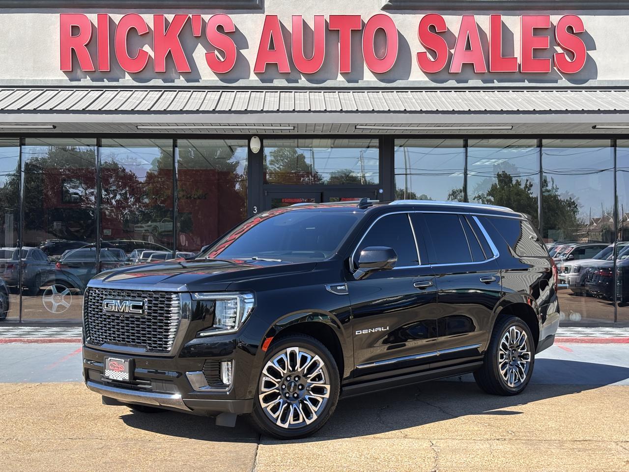 GMC Yukon Denali Ultimate 4WD 2023
