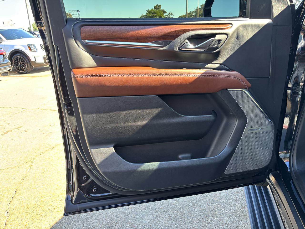 GMC Yukon Denali Ultimate 4WD 2023