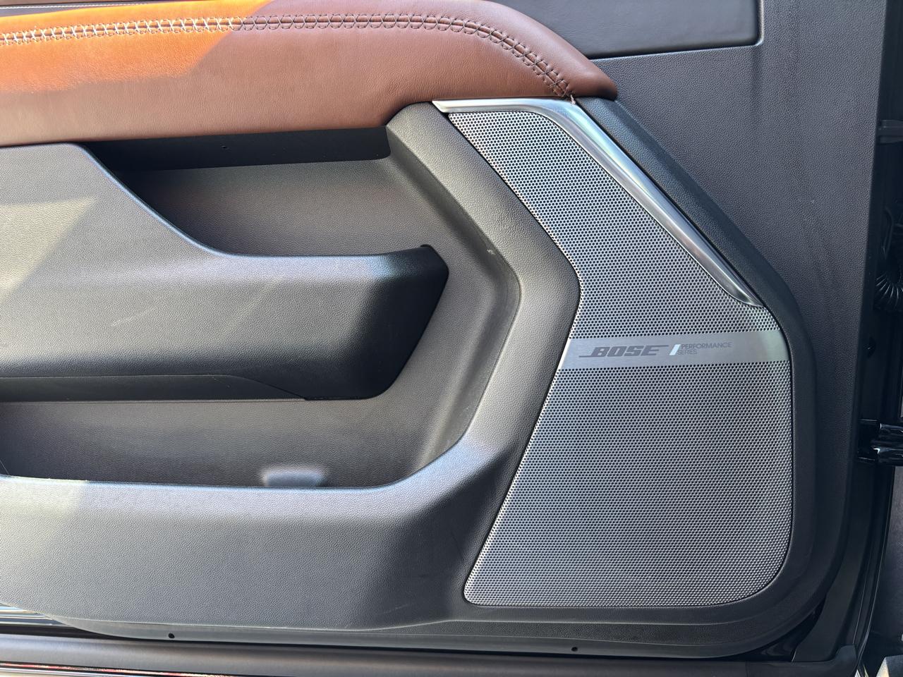 GMC Yukon Denali Ultimate 4WD 2023