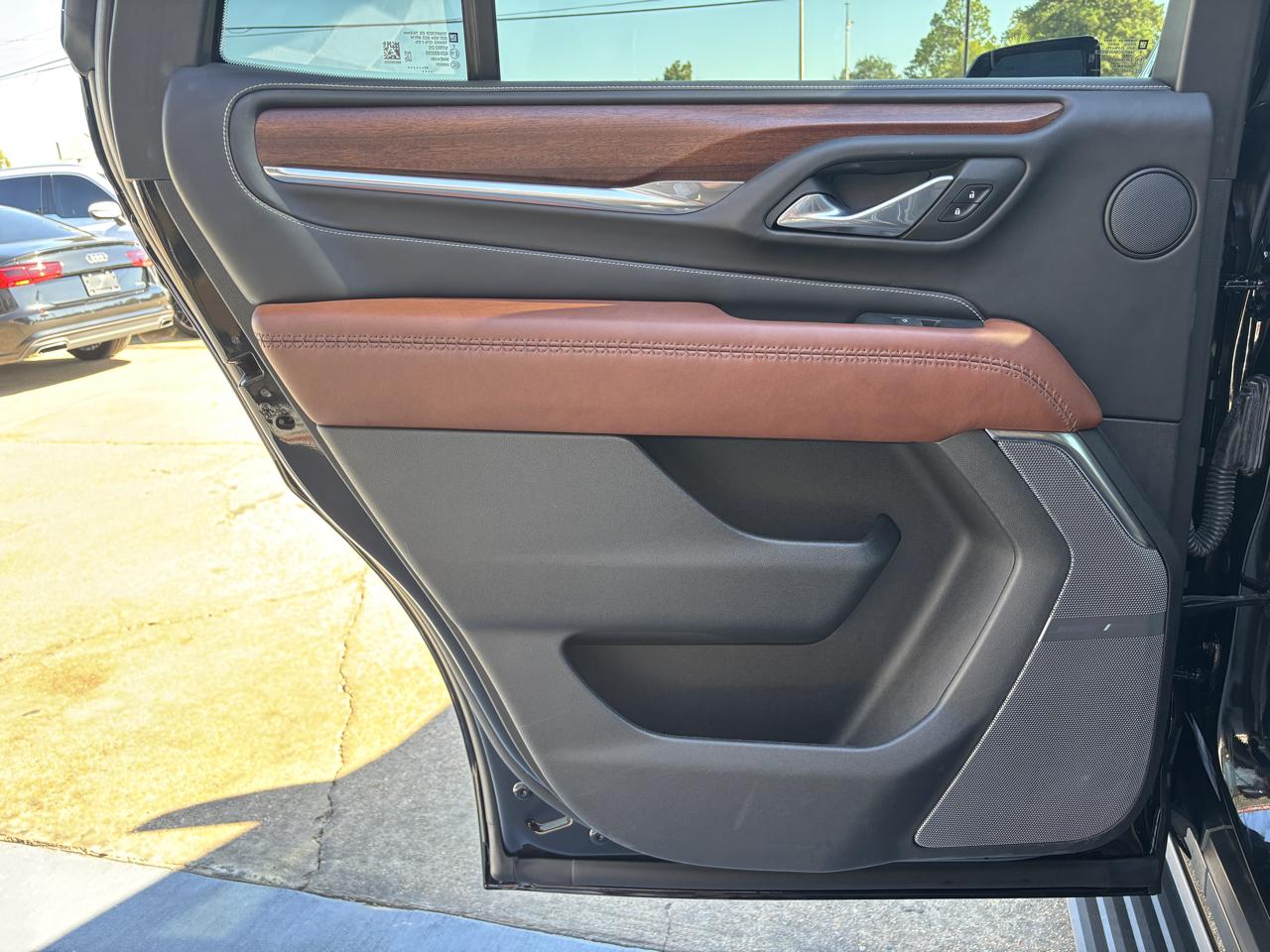 GMC Yukon Denali Ultimate 4WD 2023