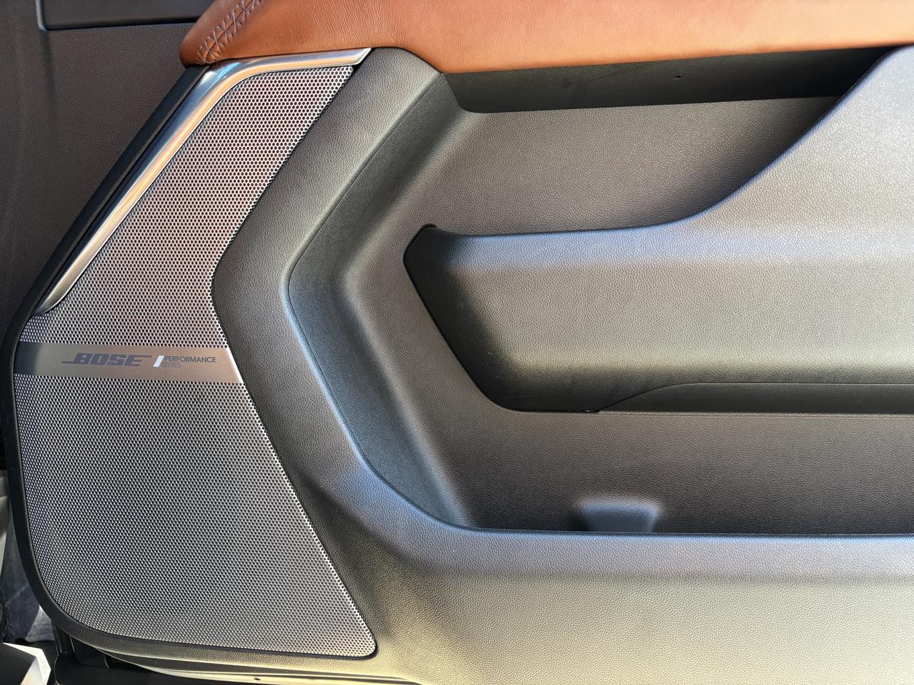 GMC Yukon Denali Ultimate 4WD 2023