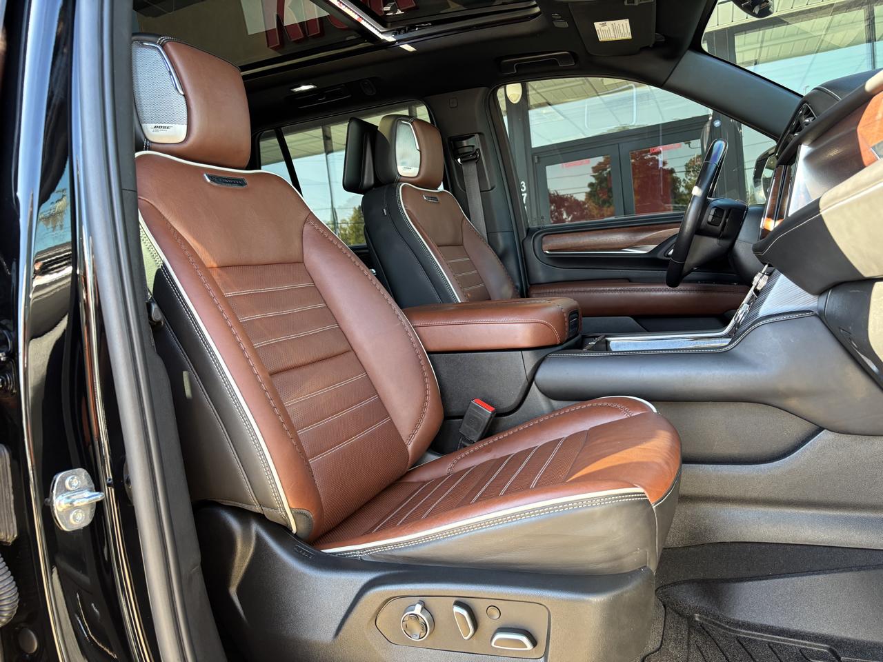 GMC Yukon Denali Ultimate 4WD 2023