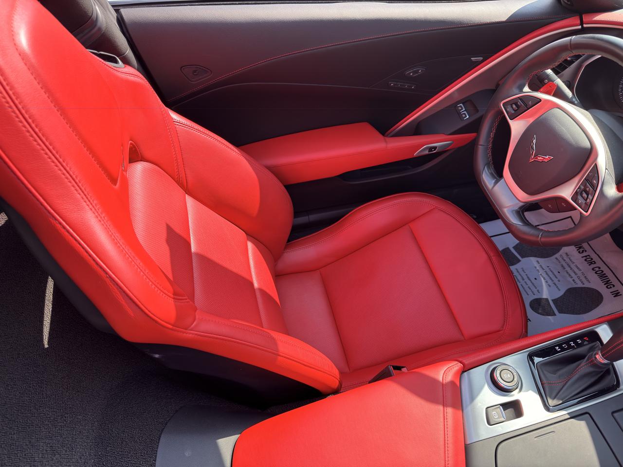 Chevrolet Corvette 2LT Coupe Automatic 2018