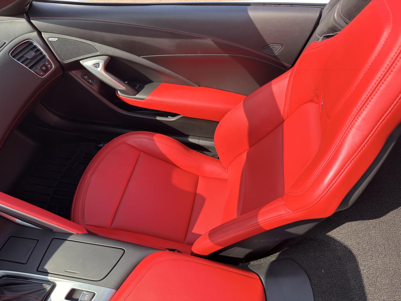 Chevrolet Corvette 2LT Coupe Automatic 2018
