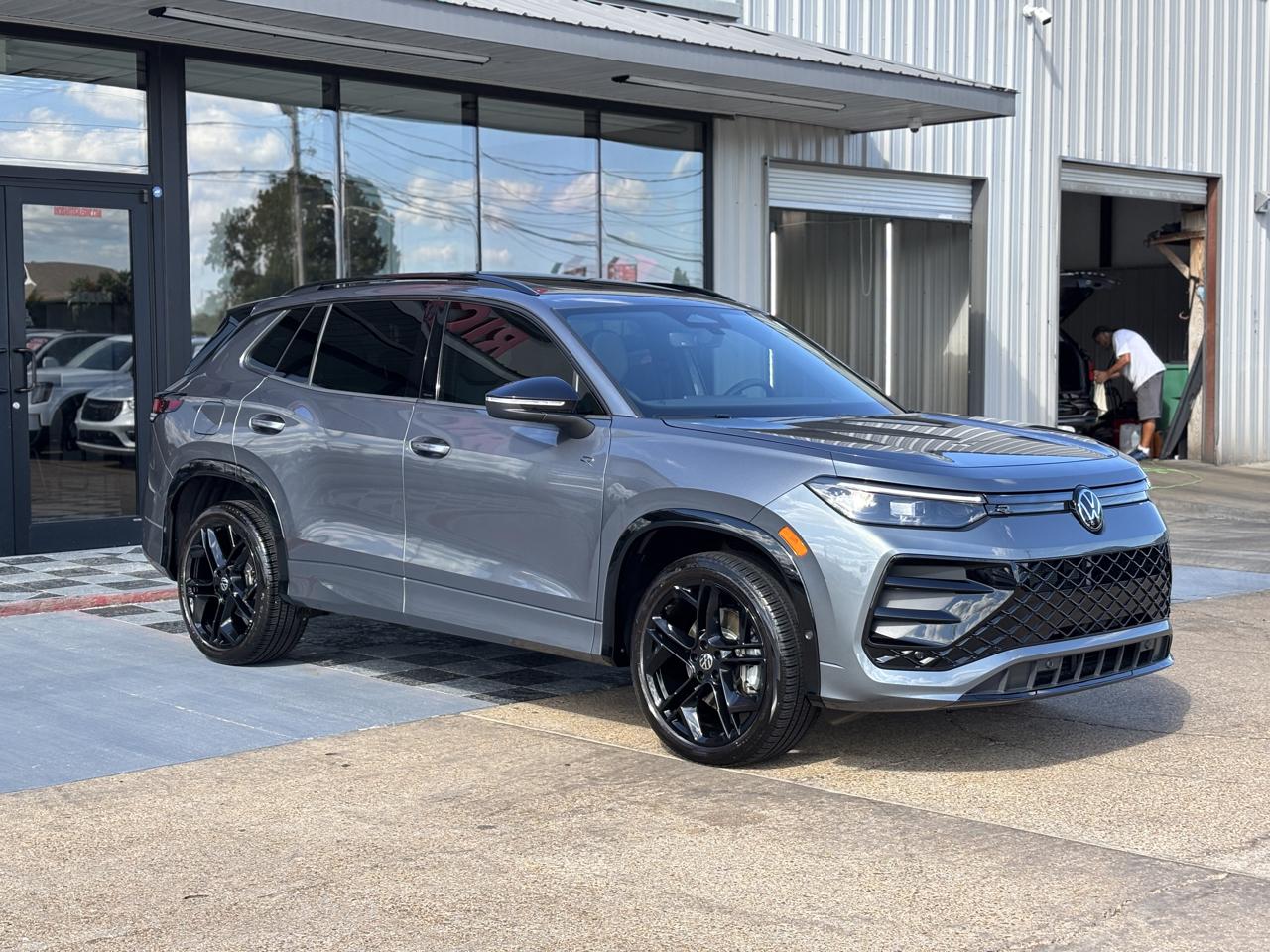 Volkswagen Tiguan SE R-Line Black 4MOTION 2025
