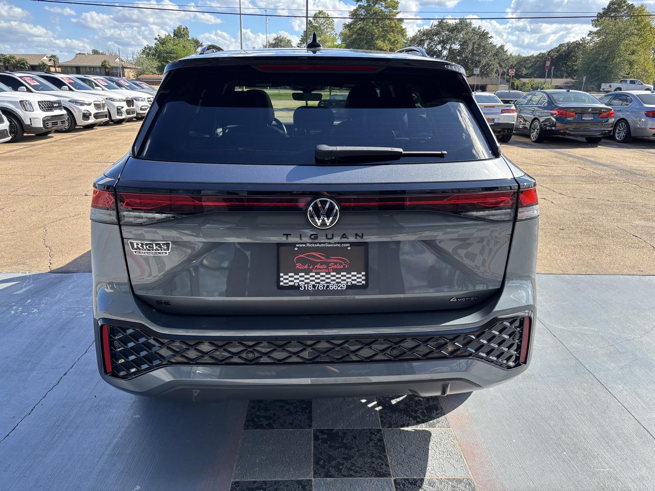 Volkswagen Tiguan SE R-Line Black 4MOTION 2025