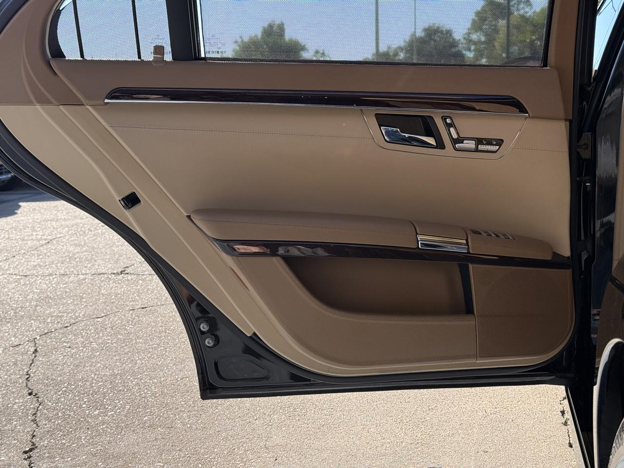Mercedes-Benz S-Class S600 2007
